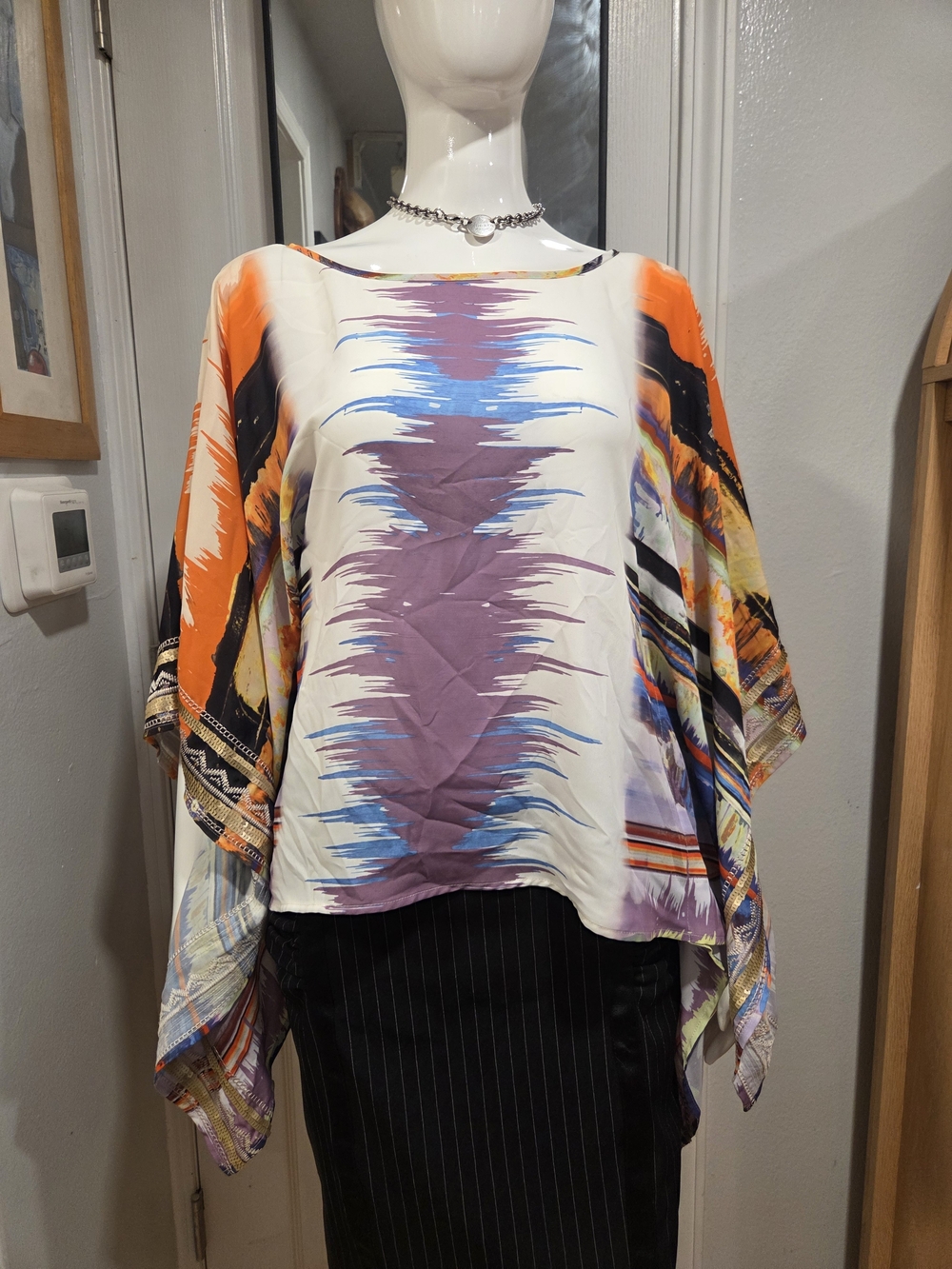 bebe Stuning Multi-Color Abstract Print Flutter Sleeve Tunic SZ XS